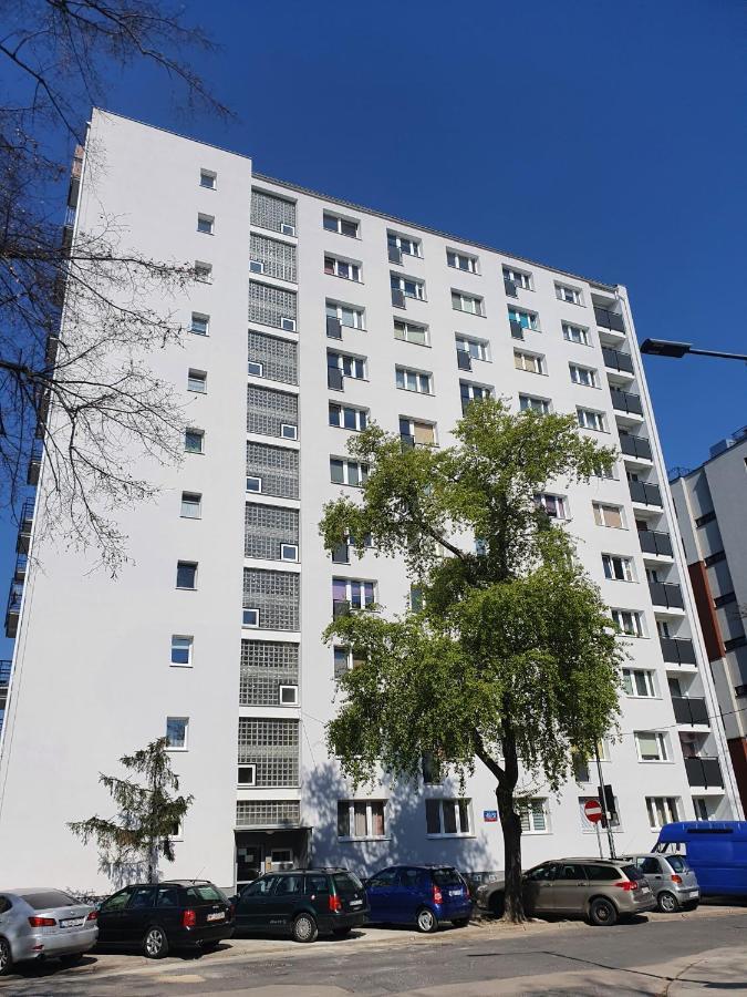 Wifi-good Localisation- Fundamentowa 49/51 M.69 Appartement Warschau